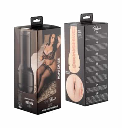 Kiiroo FeelStar Romi Chase オナニーカップ 実在人物 逆さ撮り オナニー 航空機カップ
