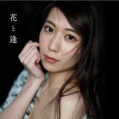 日本AV女优山岸逢花花と逢大型本成人写真集