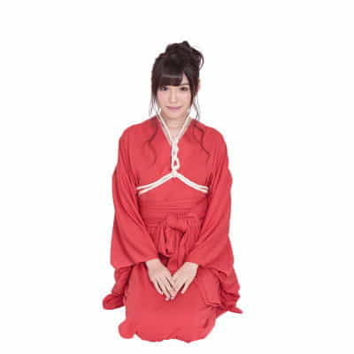 日本襦袢と縄の紧缚Bondage Set Of Undershirt And Rope