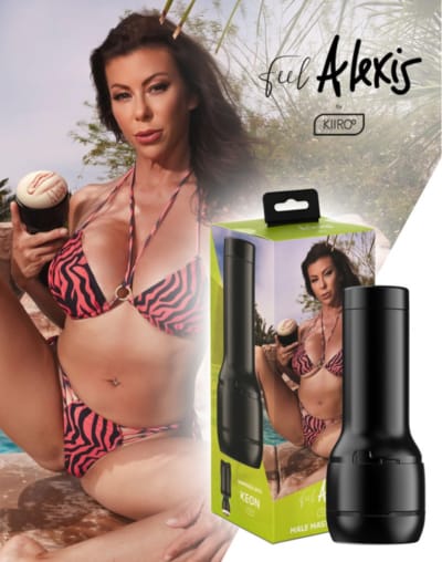 Kiiroo FeelStar Alexis Fawx オナニーカップ 実在人物 逆さ撮り オナニー 航空機カップ