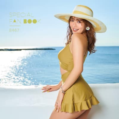 日本Idol 8467 (Yashirona Na)200部限定写真集Special Fan Book初回限定版写真集